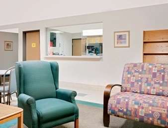 Super 8 By Wyndham Long Prairie Motel Interior foto
